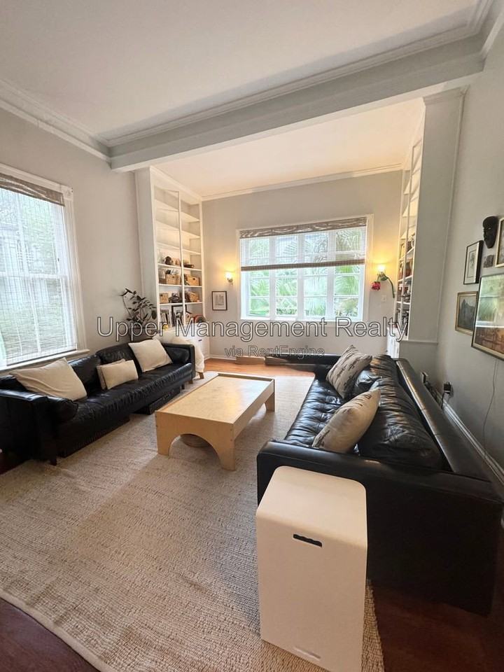 1662 Dufossat St #1662 - Photo 3 of 35
