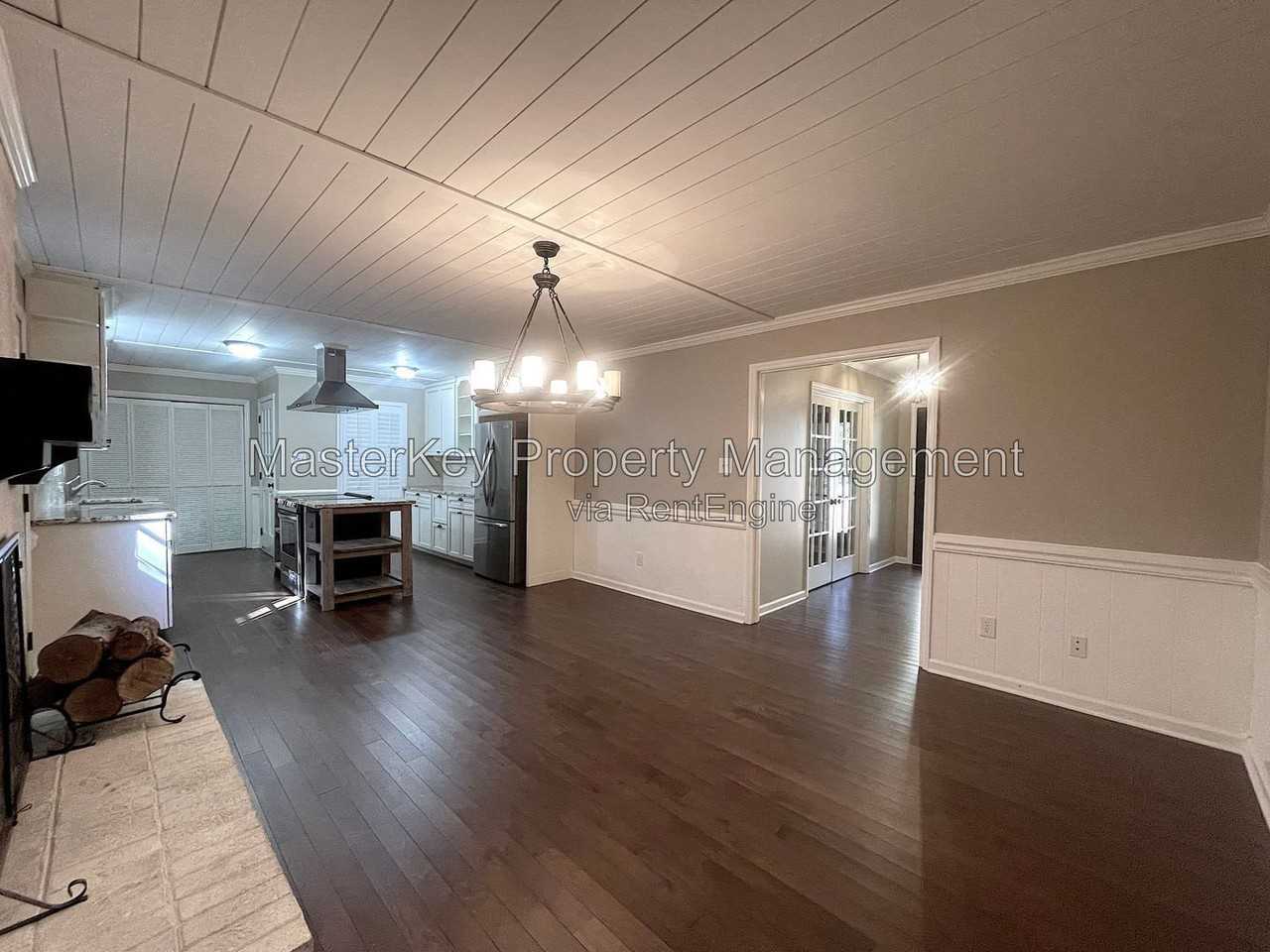 1309 Tarbert Dr - Photo 7 of 22