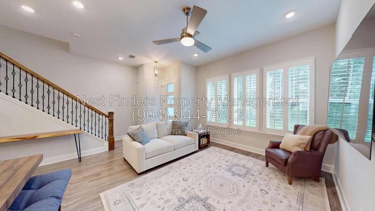 11473 Surfline Ct - Photo 5 of 28