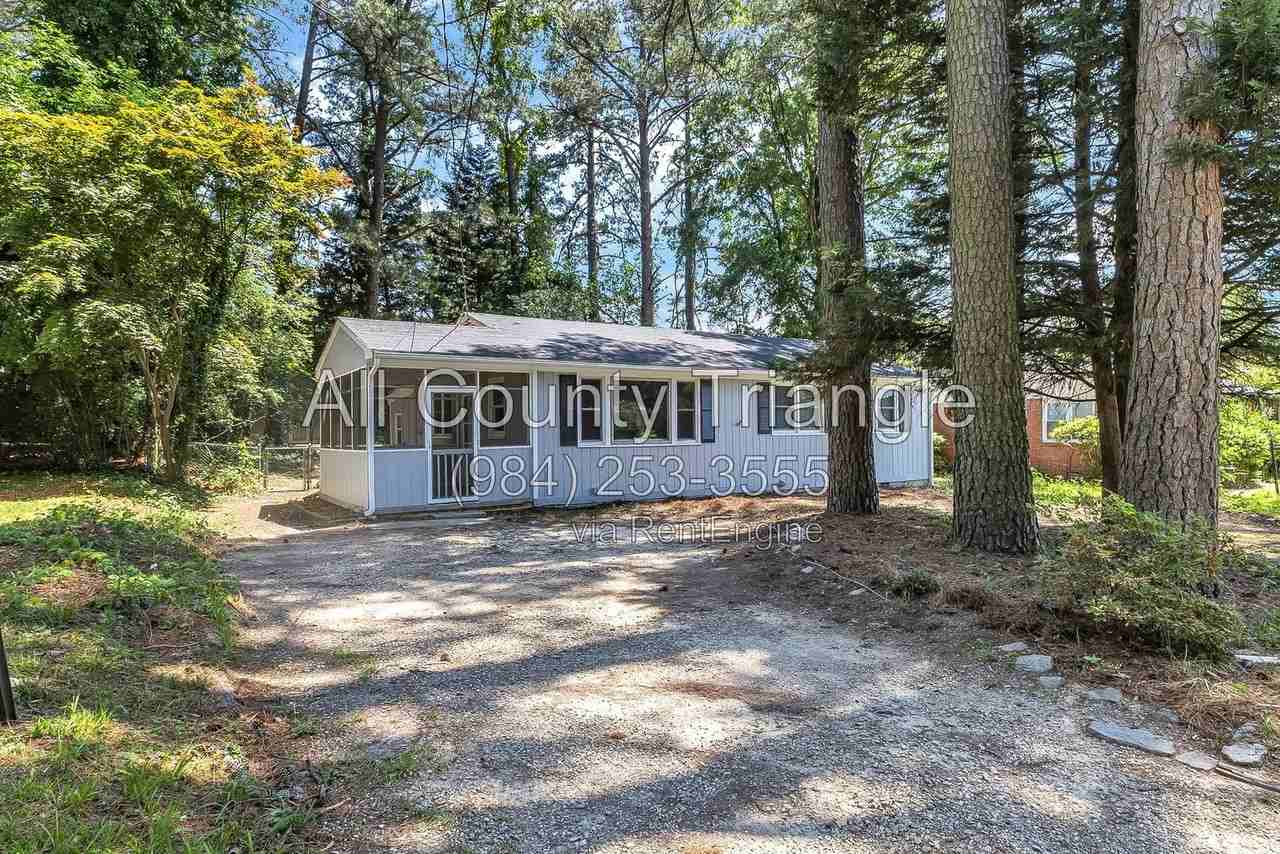 1617 Seminole Trl - Photo 3 of 37