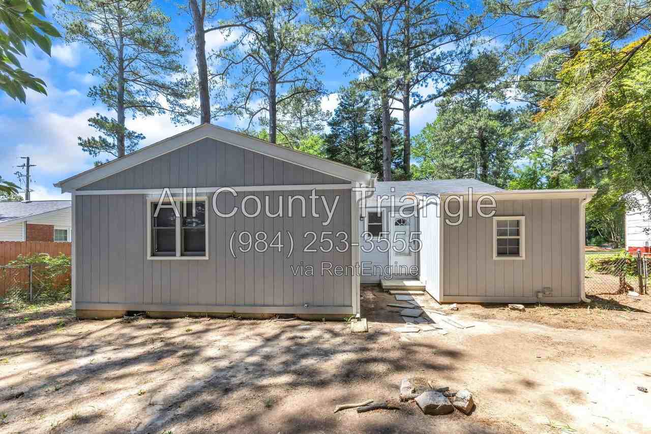 1617 Seminole Trl - Photo 7 of 37