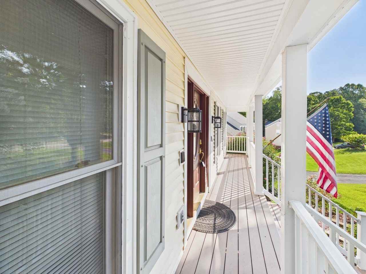 6118 Walnut Landing Way - Photo 4 of 50