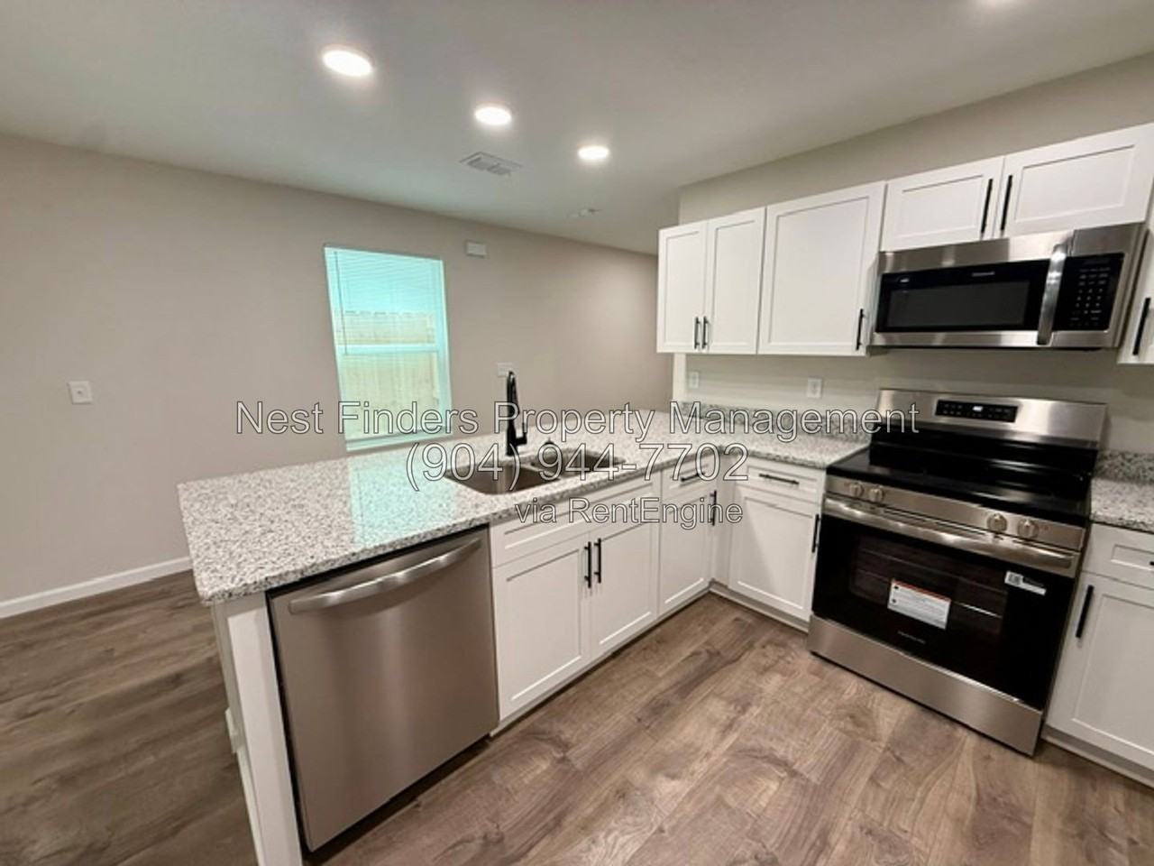 9091 India Ave - Photo 6 of 25