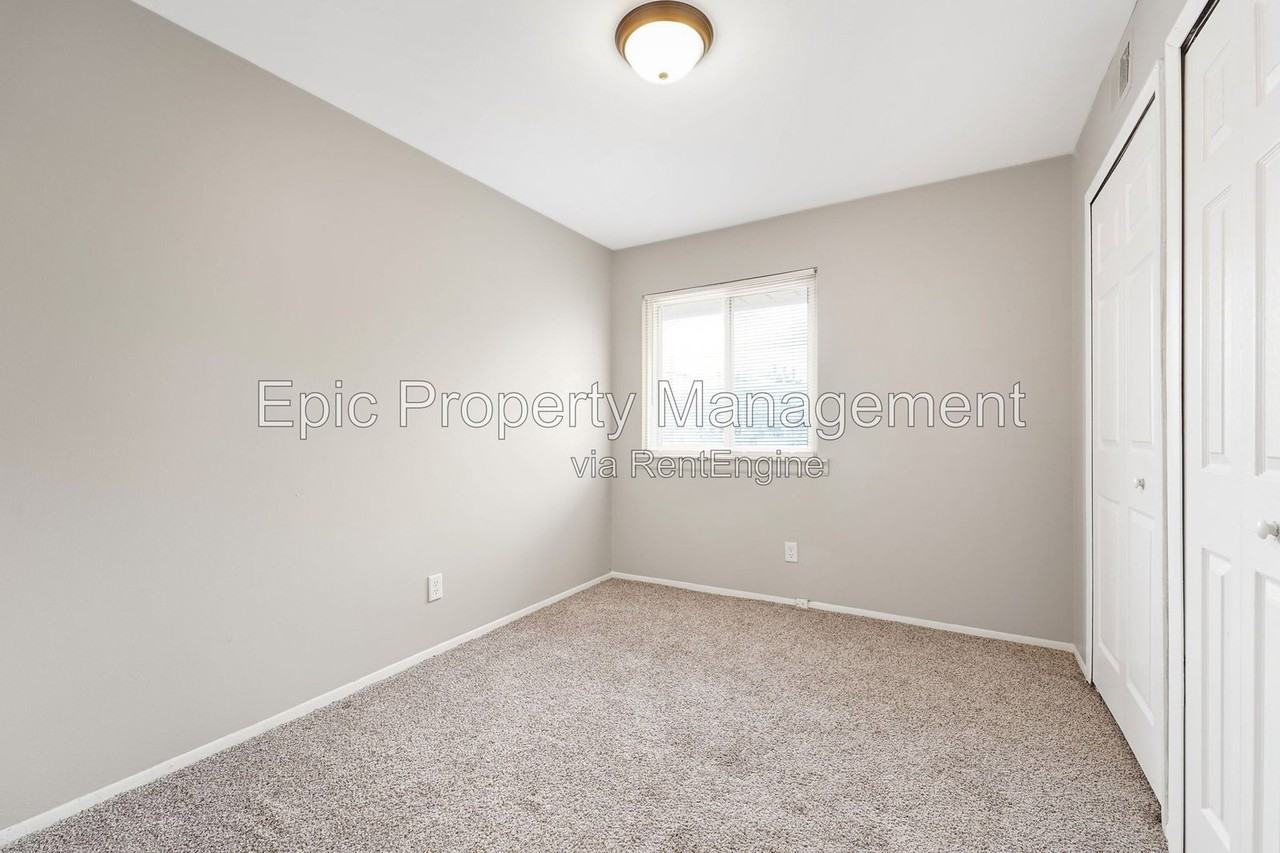 23210 Huron River Dr #12 - Photo 7 of 12