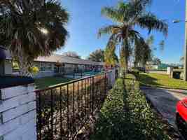 featured image of 1031 Columbia Ave #D