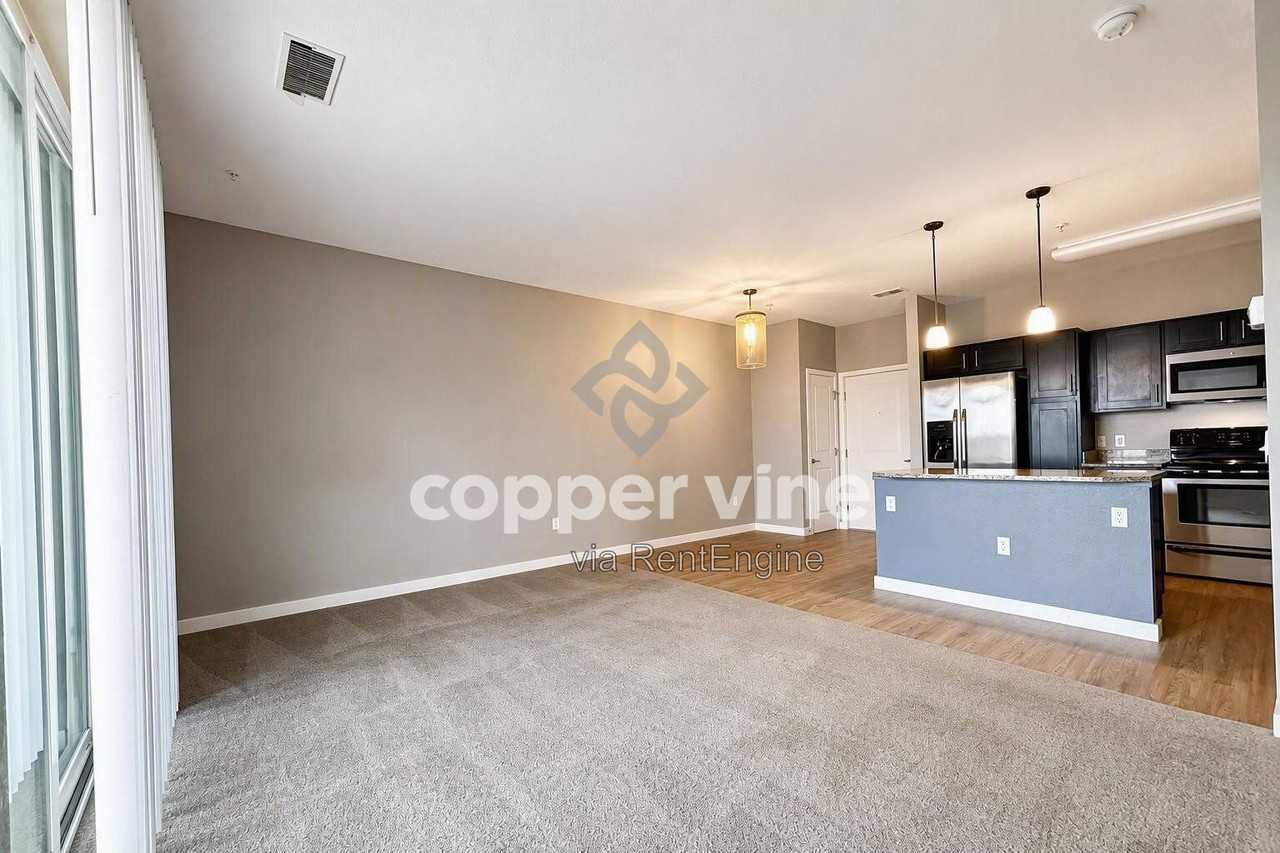 4100 N Albion St #522 - Photo 5 of 21
