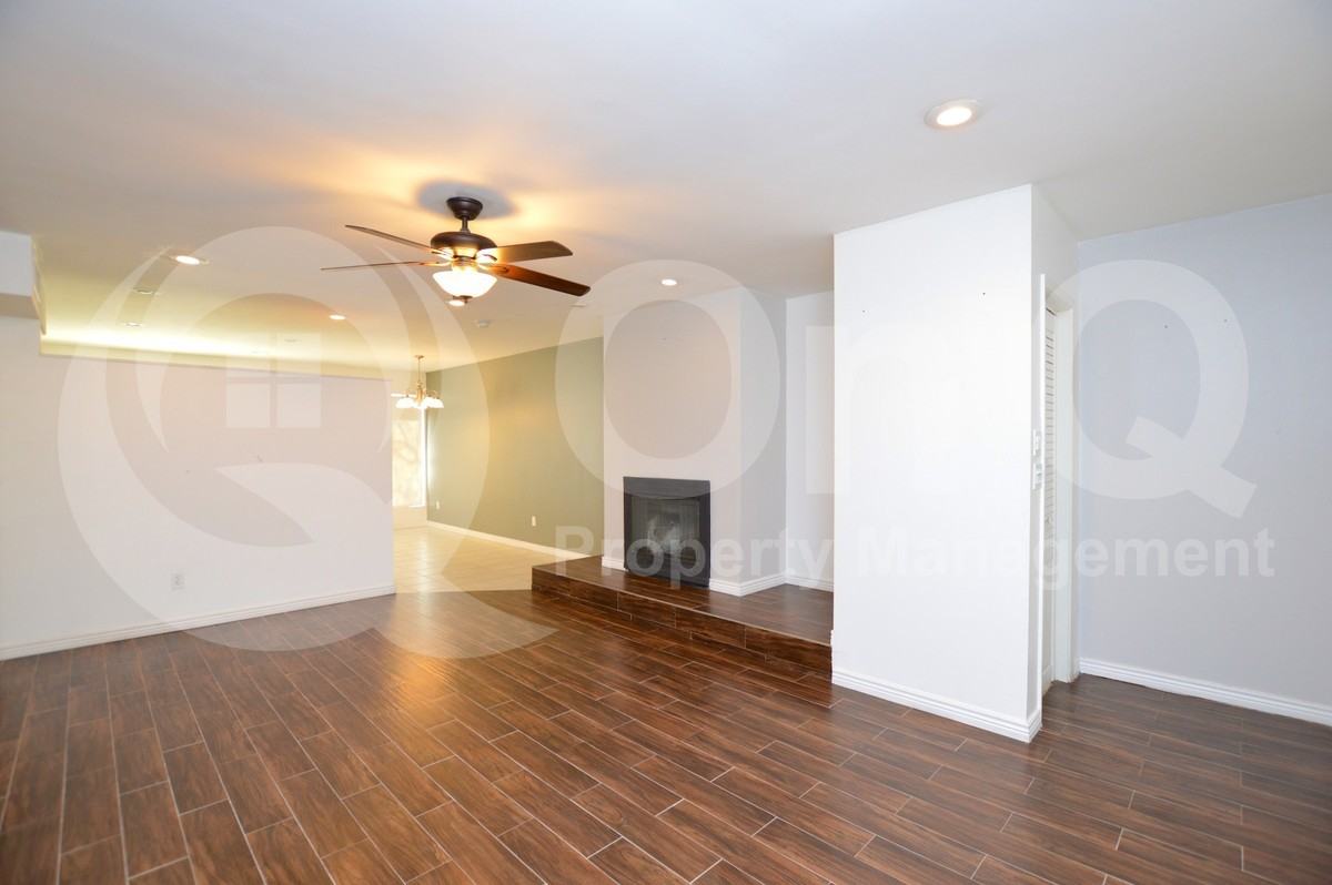2331 W Carson Dr - Photo 2 of 19