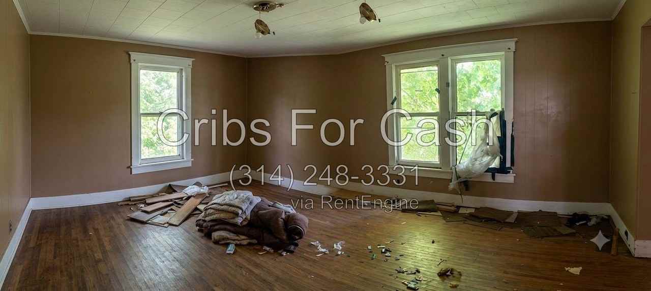 541 N 27th St - Photo 3 of 7