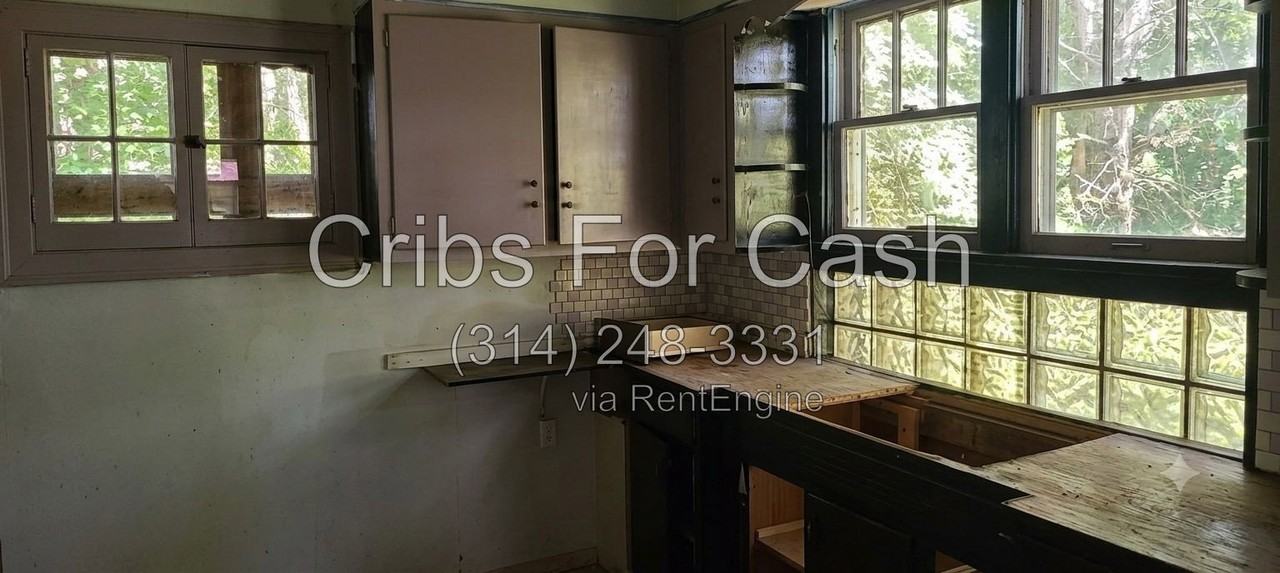 541 N 27th St - Photo 4 of 7