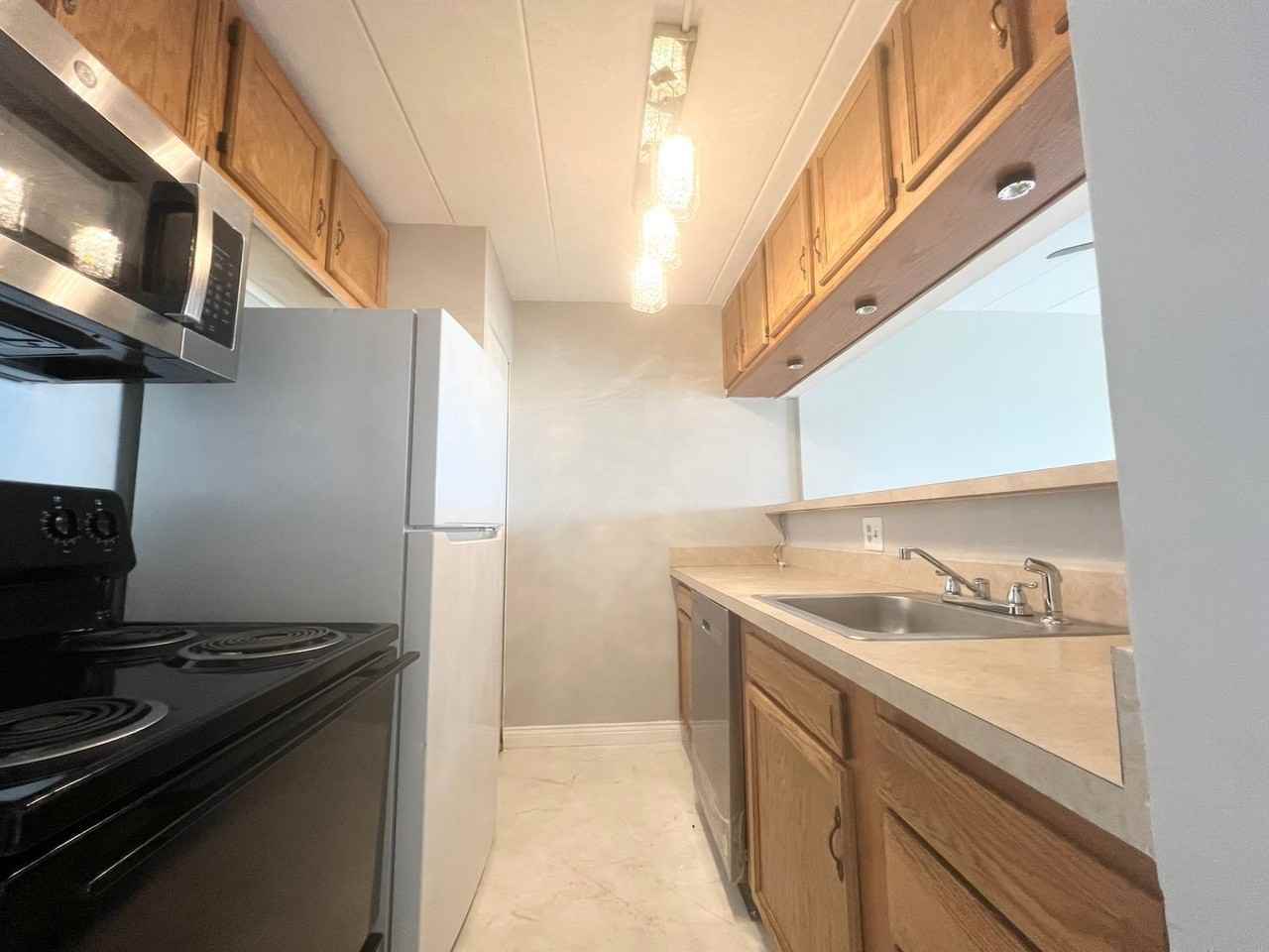 2701 Lehman Rd #A14 - Photo 3 of 8