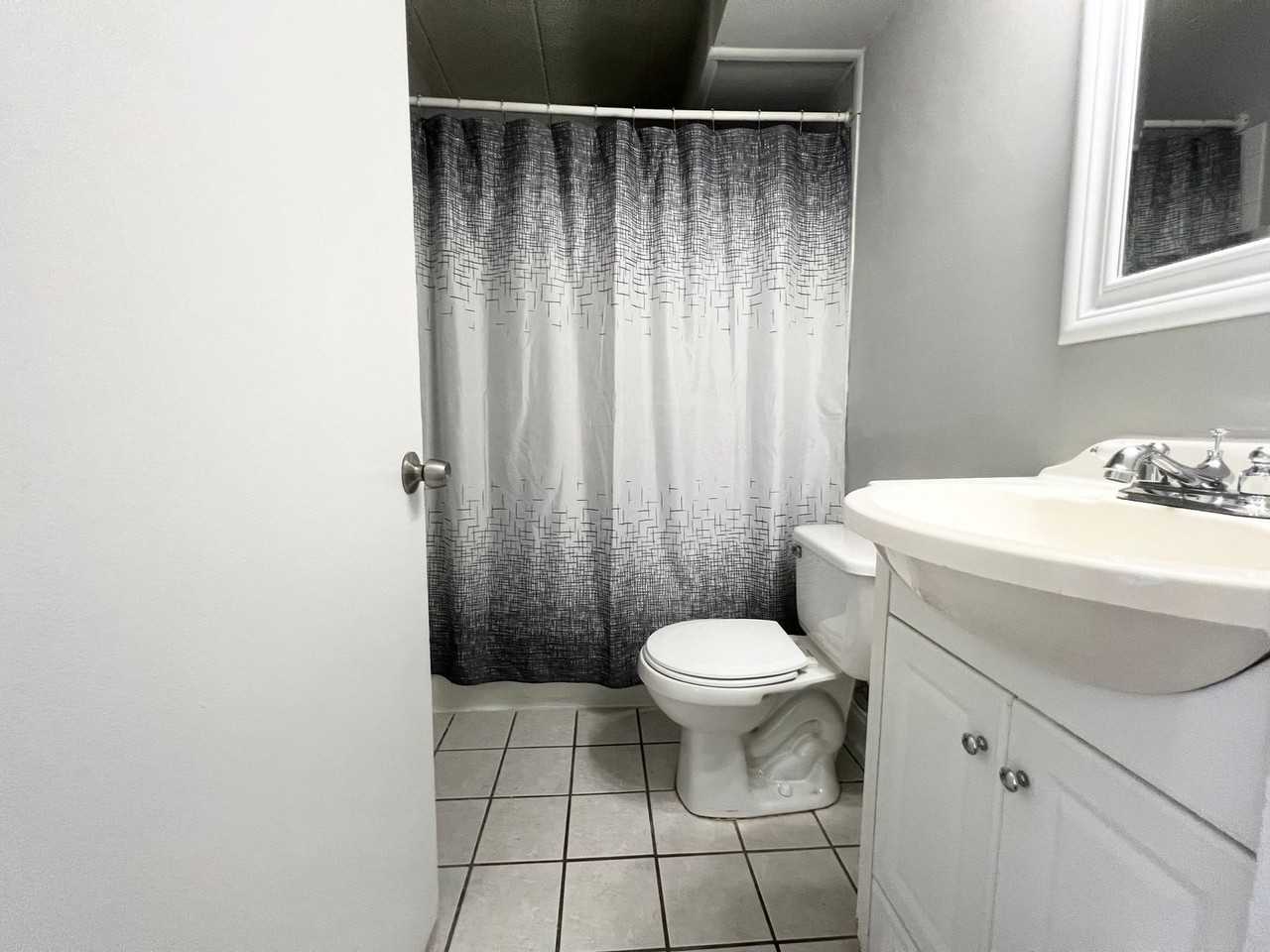 2701 Lehman Rd #A14 - Photo 5 of 8