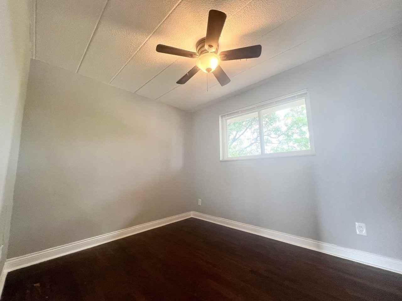 2701 Lehman Rd #A14 - Photo 6 of 8