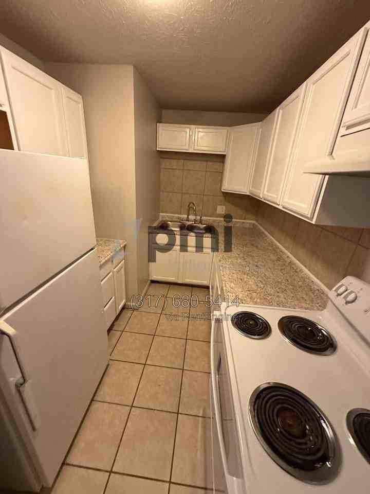 6220 E 11th St #105 - Photo 2 of 23