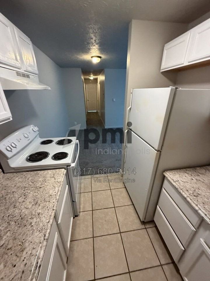 6220 E 11th St #105 - Photo 3 of 23