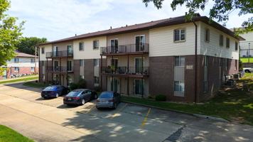 featured image of 827 827 Southwest Blvd L