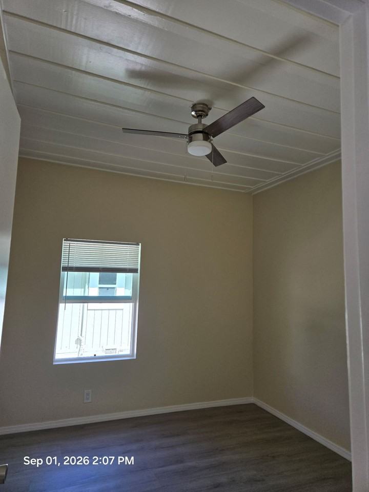 1201 Saticoy St - Photo 3 of 23