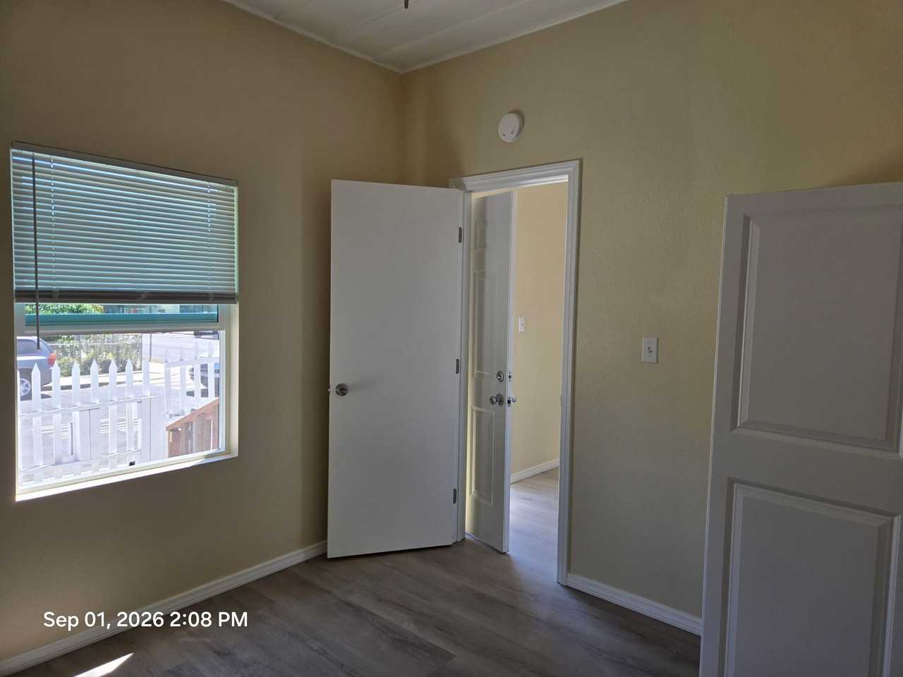 1201 Saticoy St - Photo 7 of 23