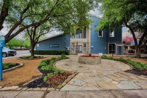 featured image of 3130 Lombardy Ln