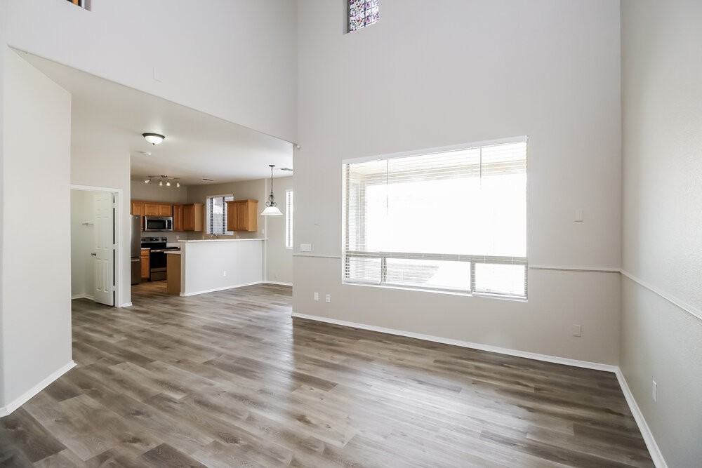 1247 S Amador - Photo 5 of 17