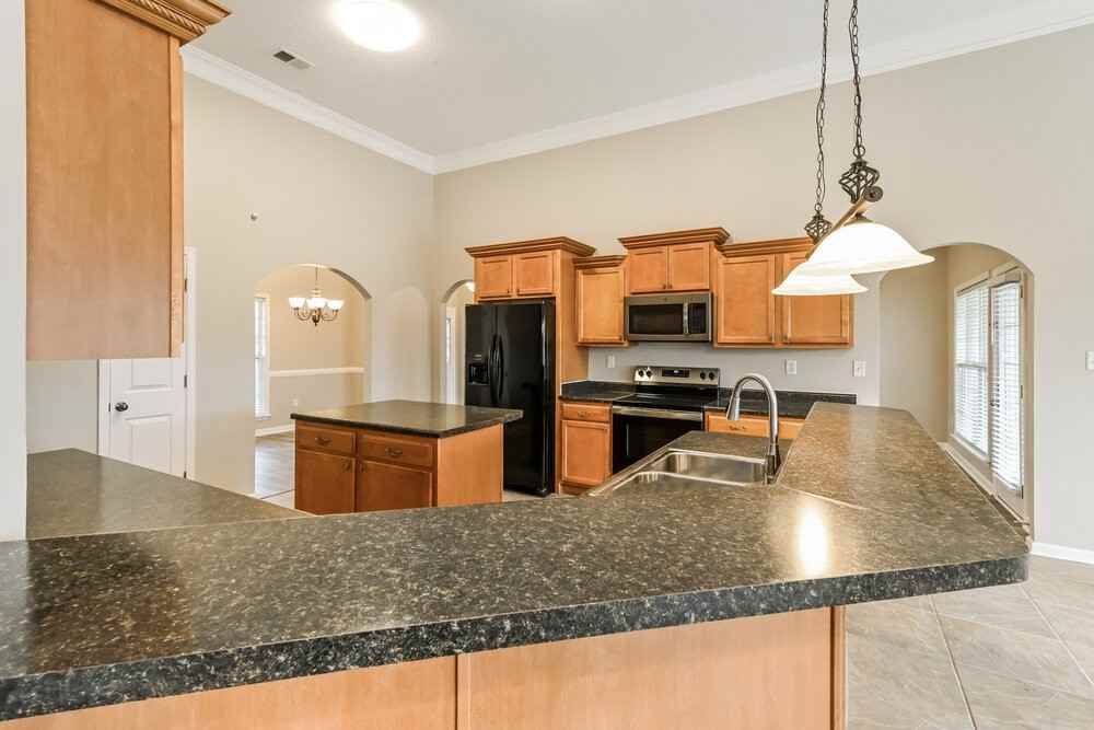 4199 Sidlehill Dr - Photo 6 of 16