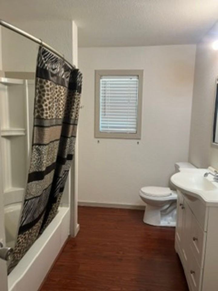 109 Center Dr - Photo 5 of 9