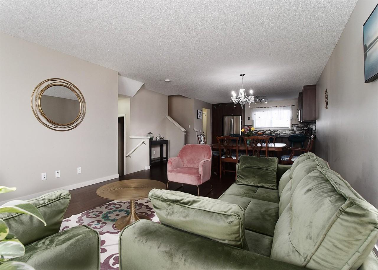 286 Legacy Village Way Se - Photo 4 of 24