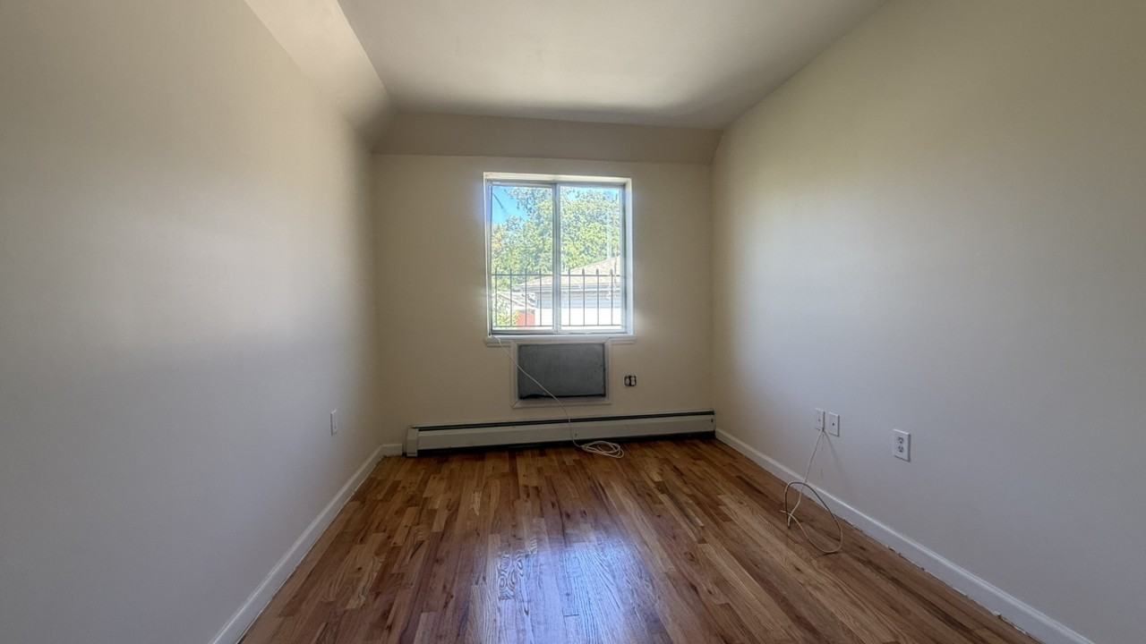 Gillespie Ave - Photo 2 of 11