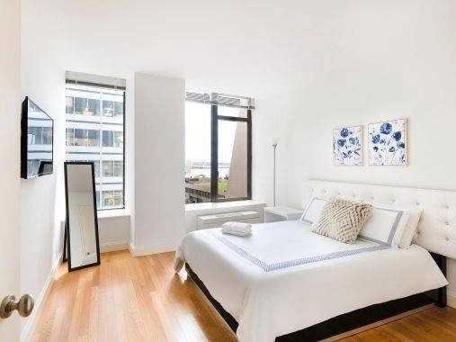 Hanover Square #22Q - Photo 2 of 6