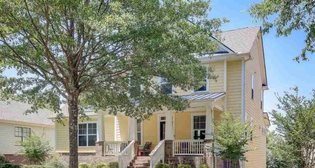3298 Darby Dr - Photo 5 of 23