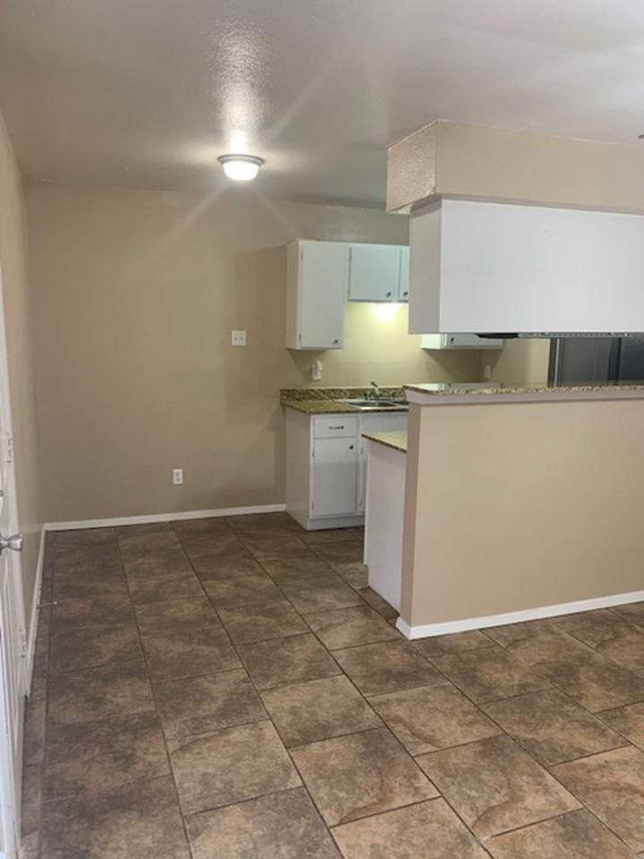 Arbor Creek Apartments - Photo 3 of 16