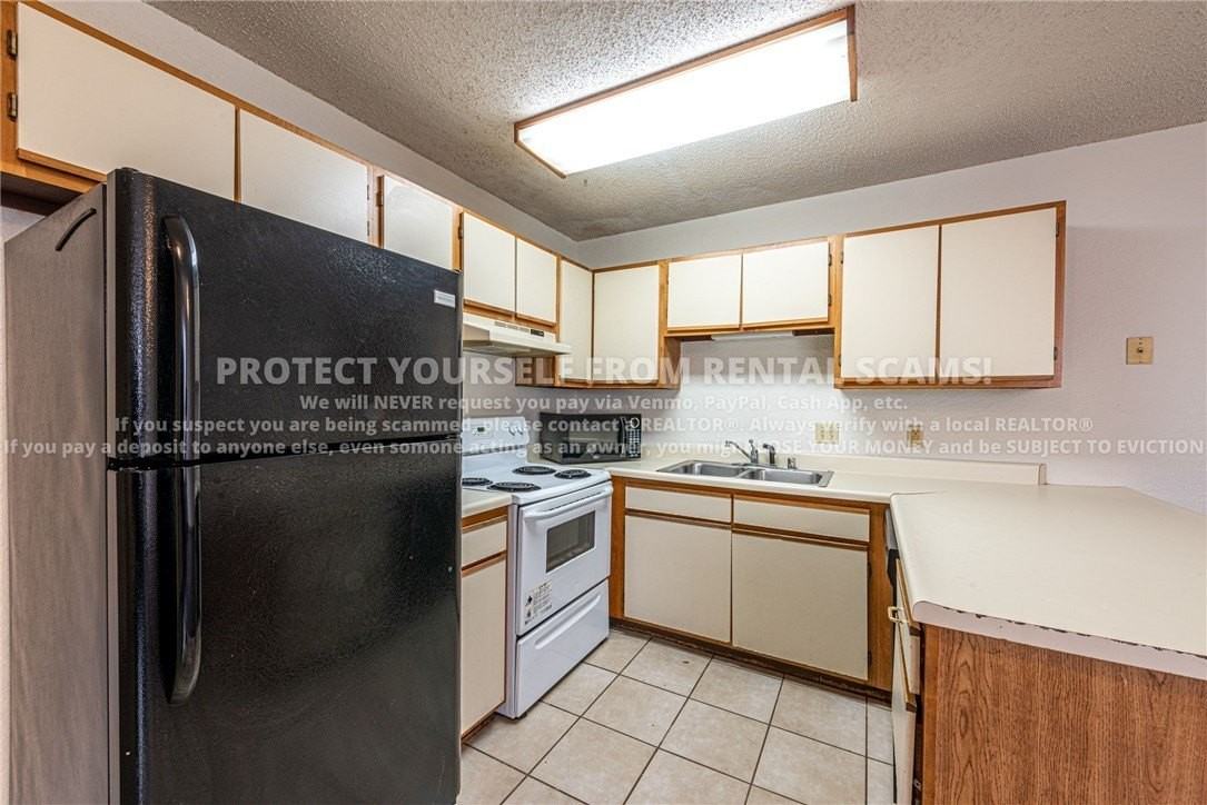 684 W Martha Dr - Photo 6 of 13