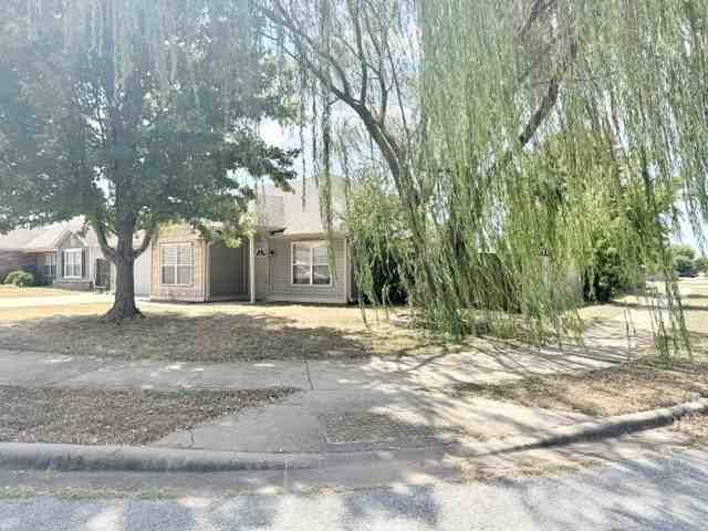 5300 Sw Regent Rd - Photo 3 of 17
