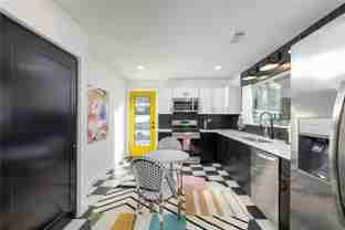 566 E Rebecca St - Photo 1 of 1