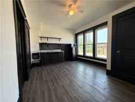 401 E Twin Springs St #2 - Photo 1 of 1
