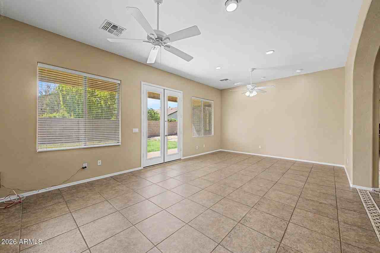 12929 W Vista Paseo Dr - Photo 7 of 40