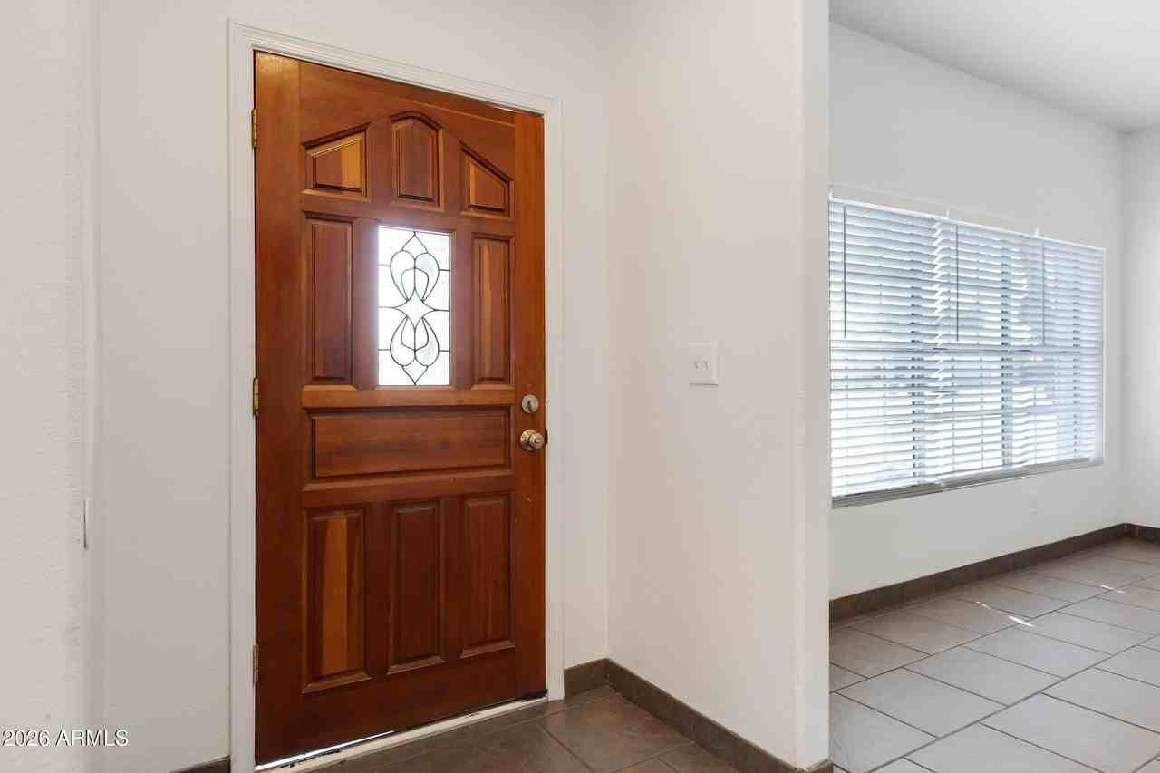 23620 N 42nd Dr - Photo 7 of 41