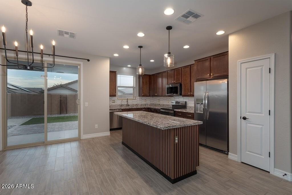 14341 W Smoketree Dr - Photo 7 of 31