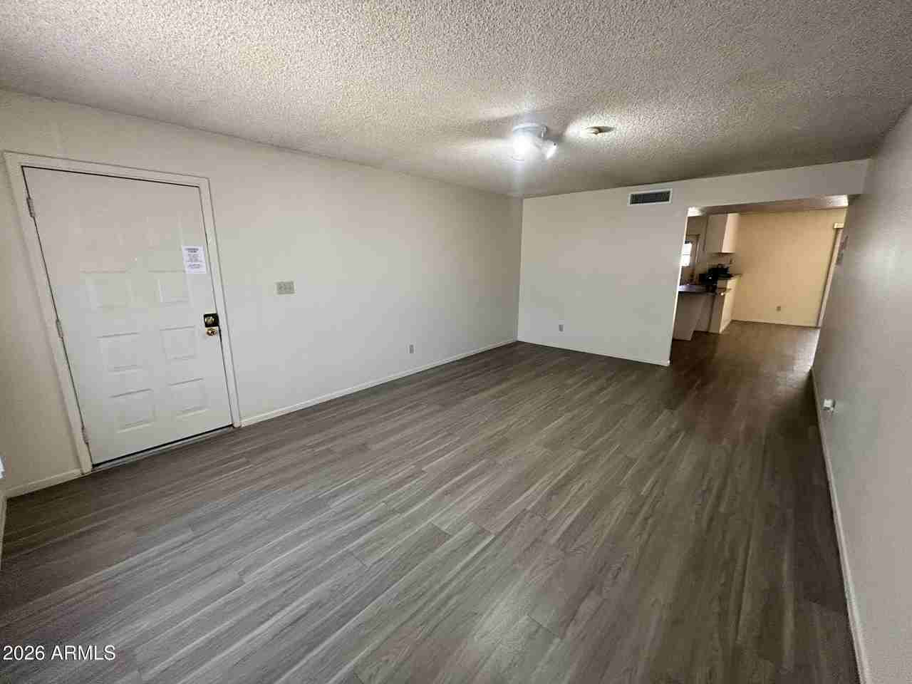 5309 S River Dr - Photo 7 of 32