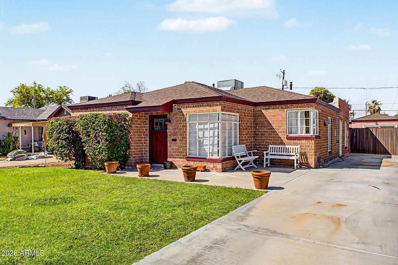 1326 E Palm Ln - Photo 6 of 35