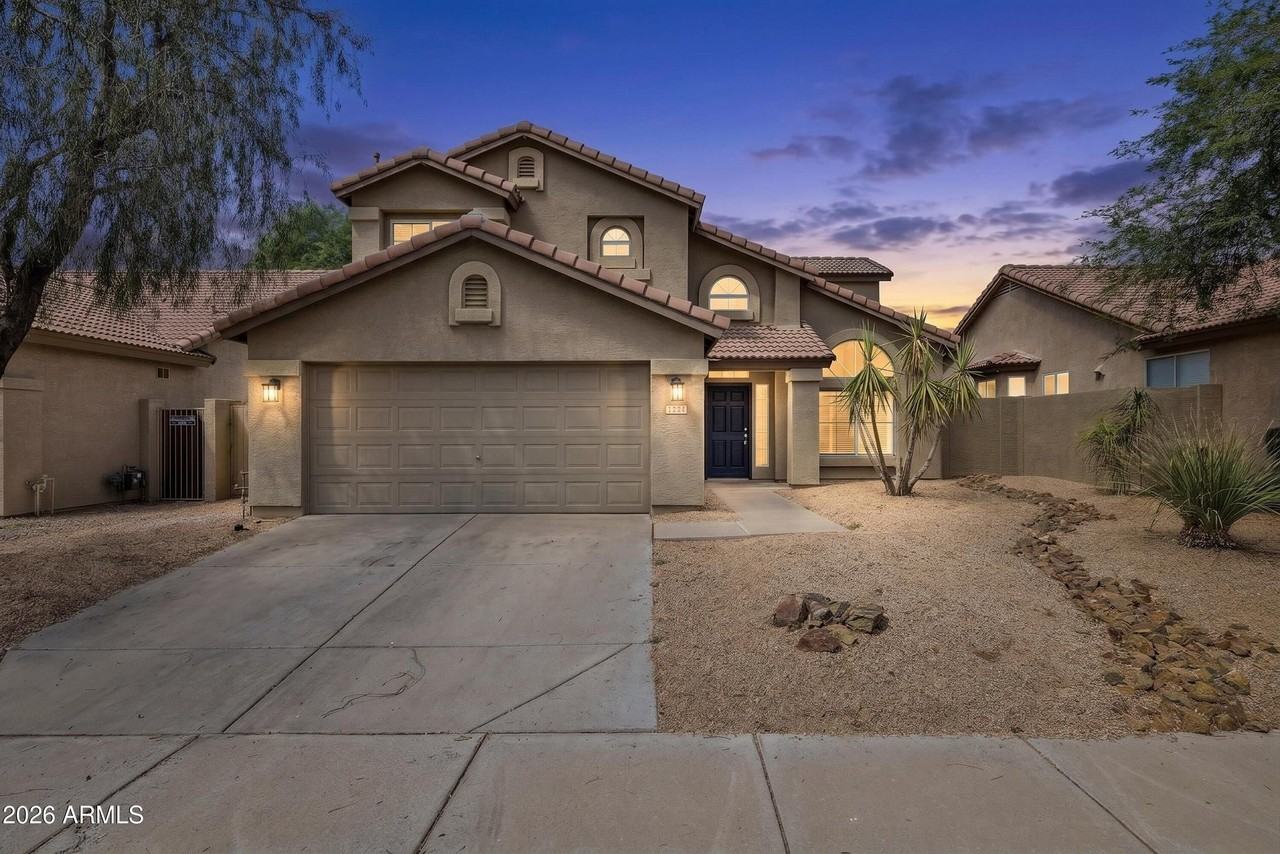 4224 E Maya Way - Photo 4 of 47