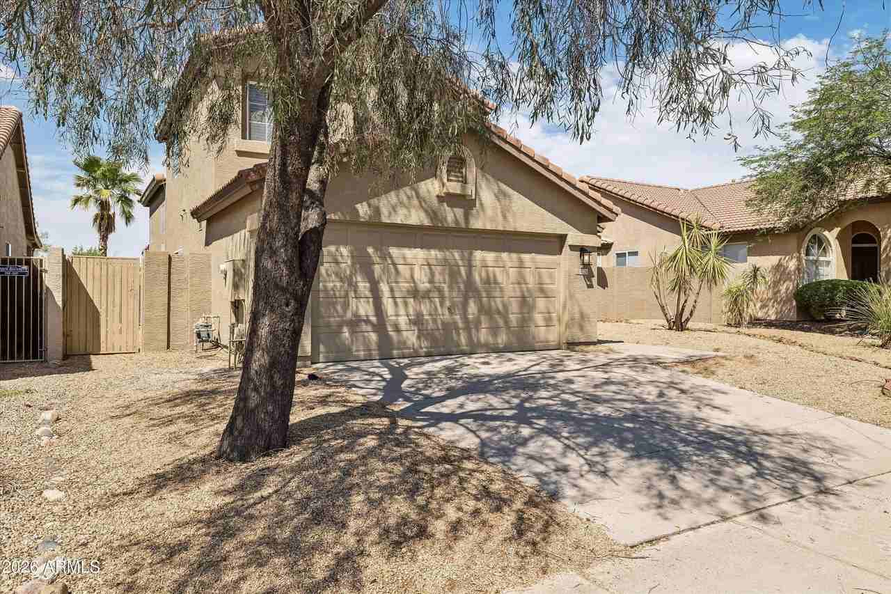 4224 E Maya Way - Photo 5 of 47