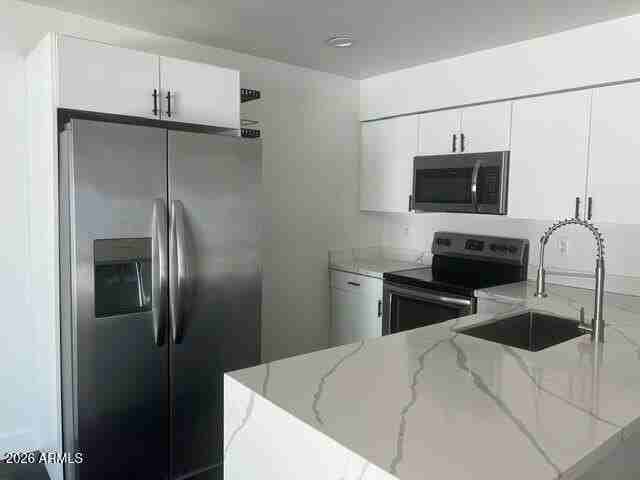 3219 N 66th St #5 - Photo 4 of 9