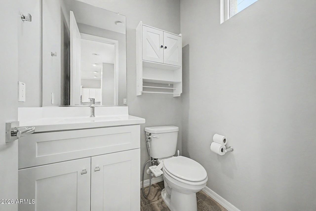 291 E Markwood Dr - Photo 4 of 8