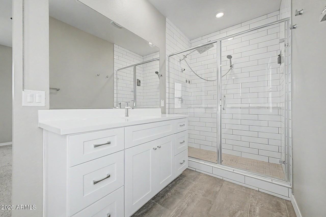 291 E Markwood Dr - Photo 5 of 8