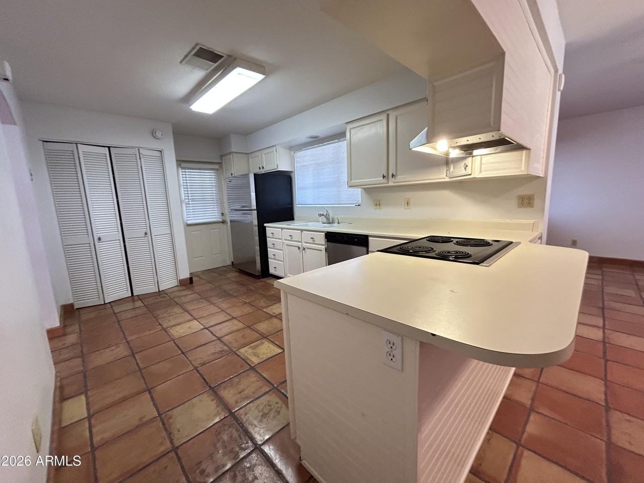 3122 E Montecito Ave - Photo 7 of 27