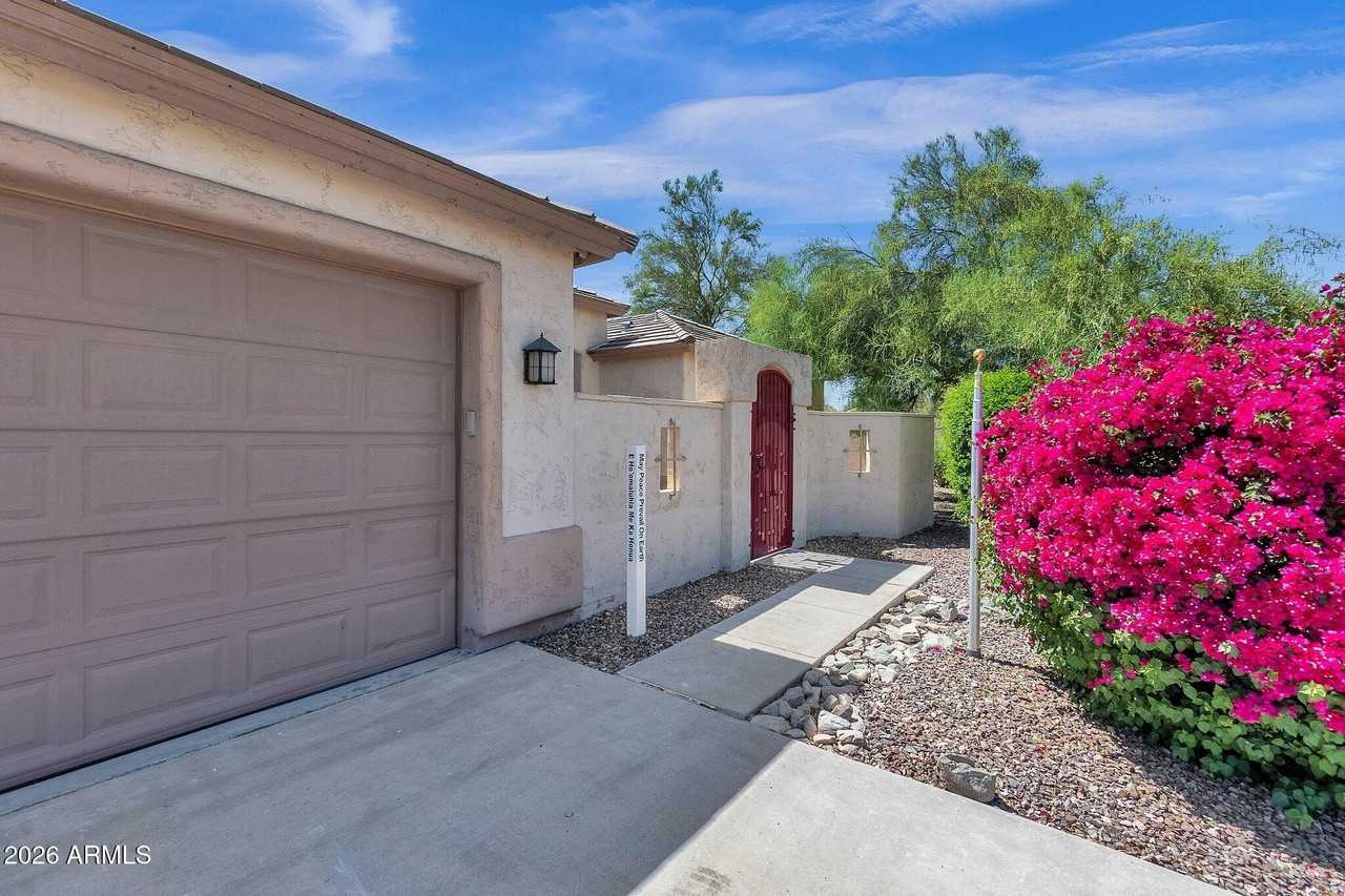 14052 N El Pueblo Blvd - Photo 3 of 42