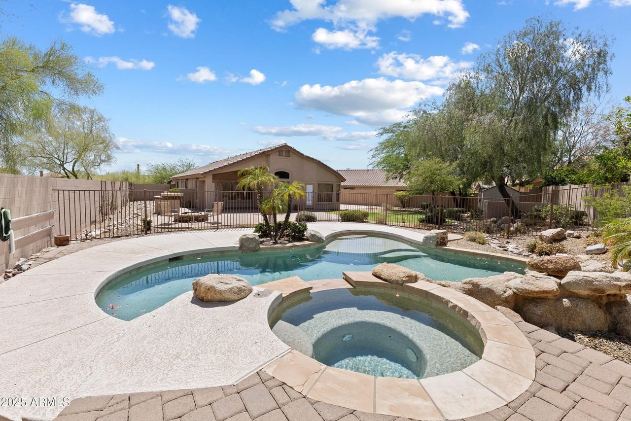 10278 E Blanche Dr - Photo 2 of 50