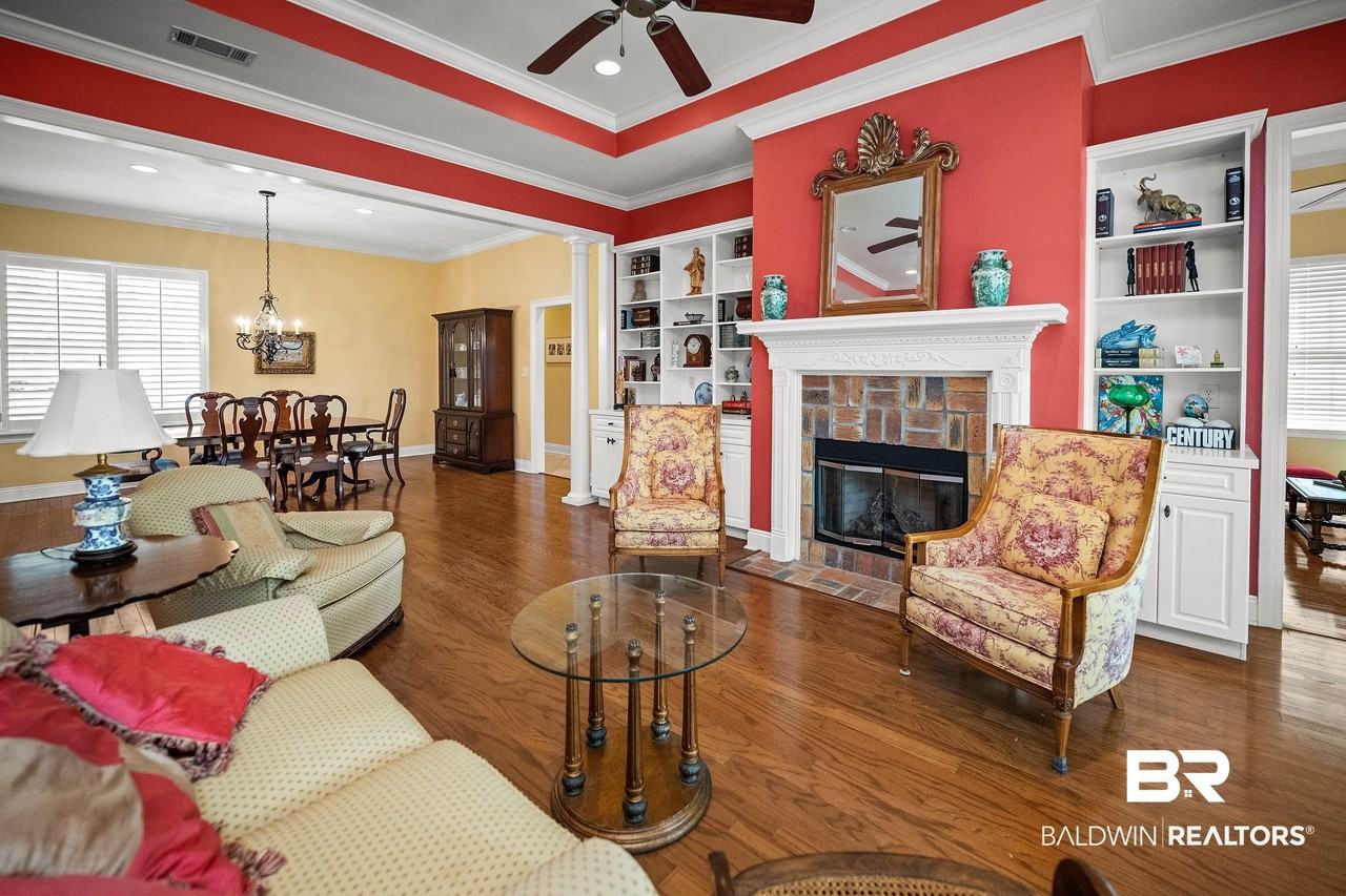 632 Magnolia Cir - Photo 3 of 18