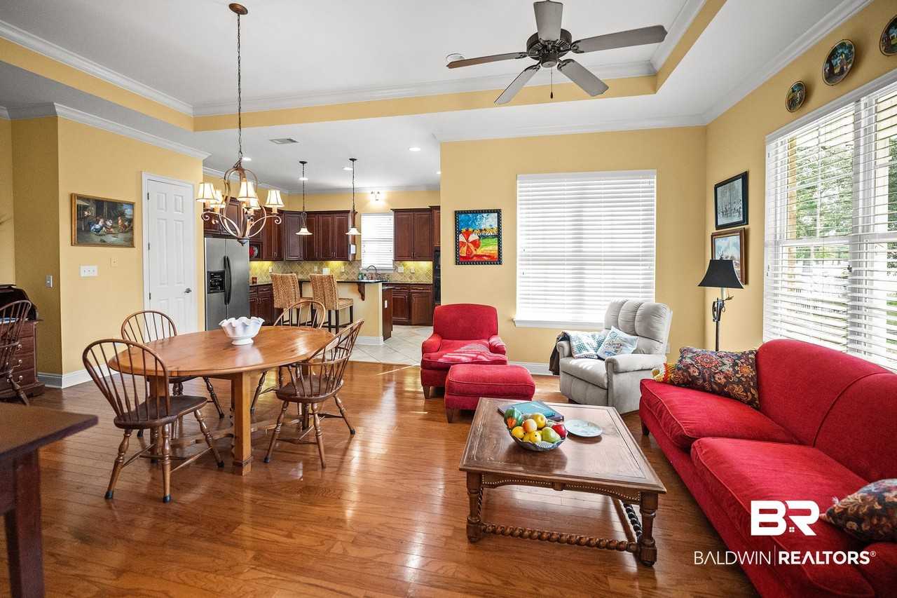 632 Magnolia Cir - Photo 5 of 18