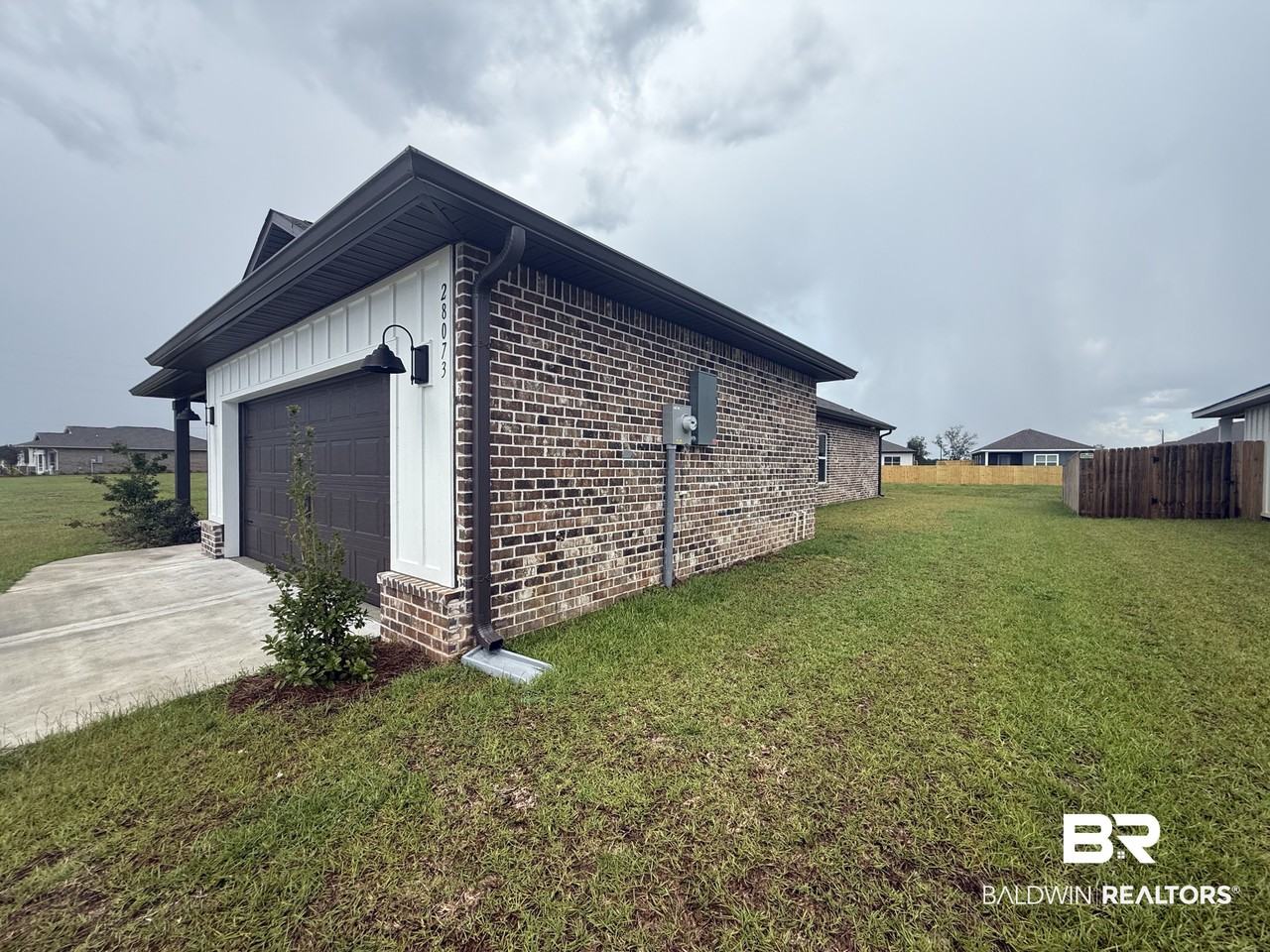 28073 Hallow Trl - Photo 4 of 44